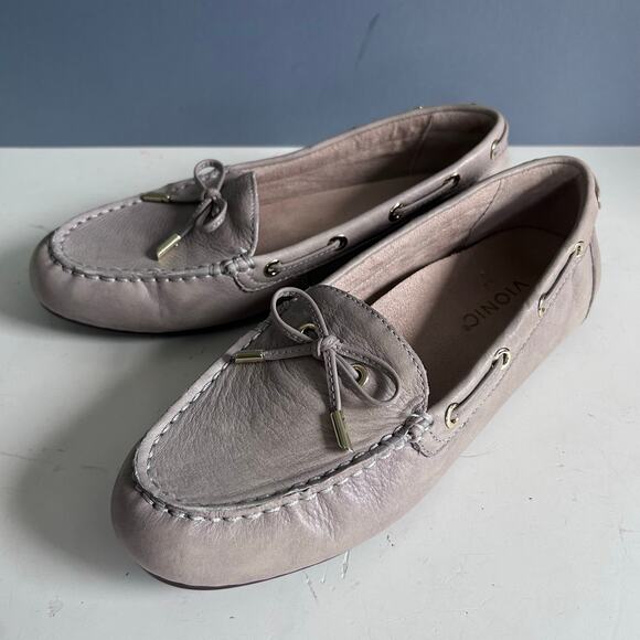 Vionic topsider loafer size 8 gray NEW bow coastal nautical preppy boat shoes